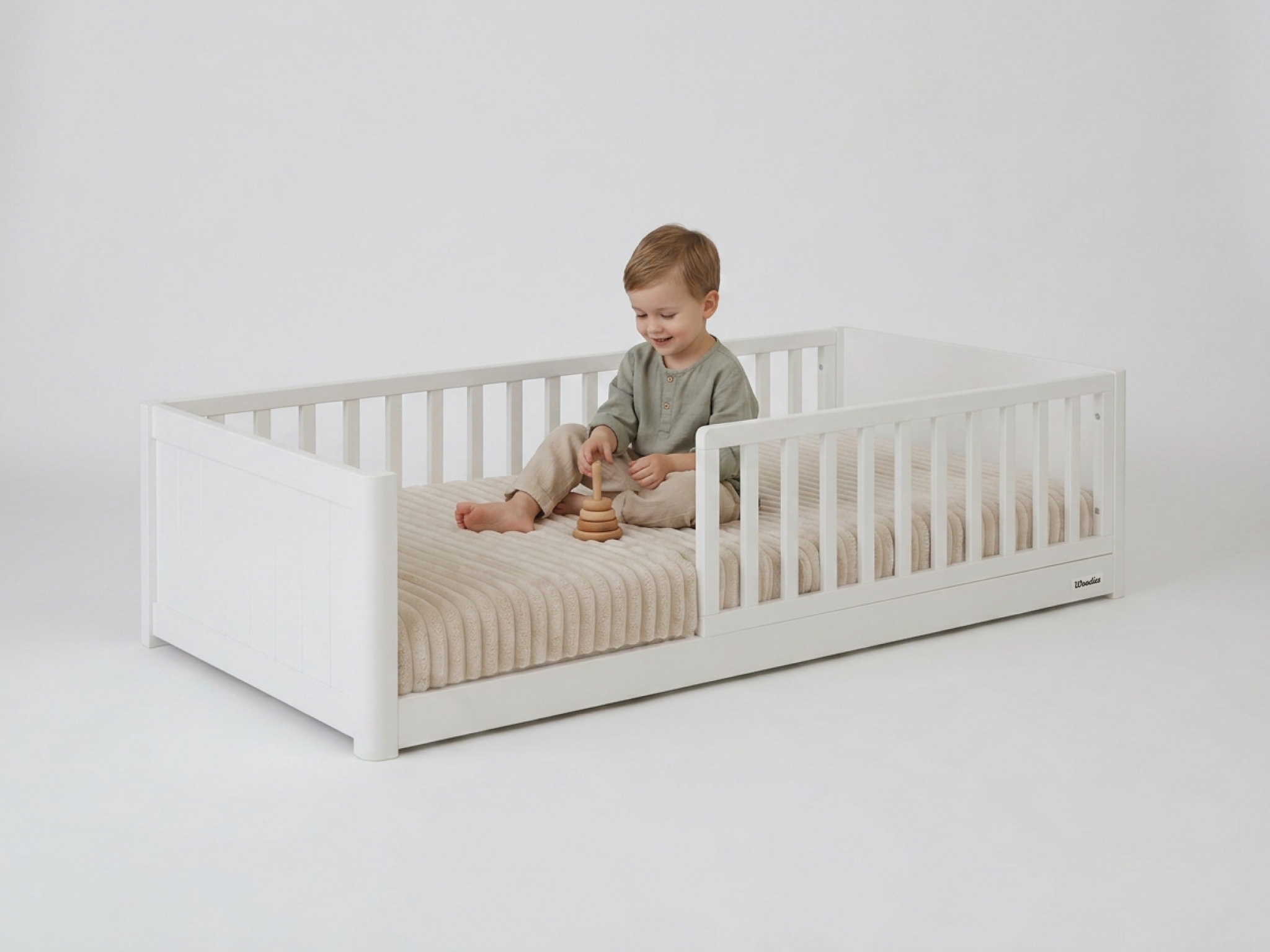 WO Detská drevená montessori posteľ Smooth Monty Bed 80x160 - biela